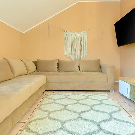 צ'זנה Lhe Central View Boutique מראה חיצוני תמונה