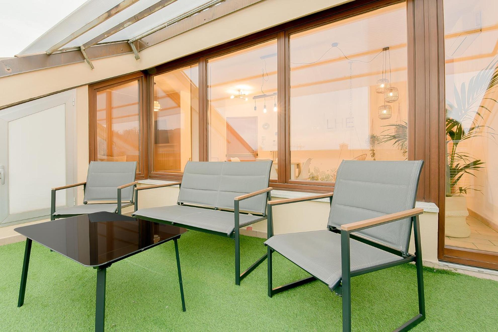 צ'זנה Lhe Central View Boutique מראה חיצוני תמונה